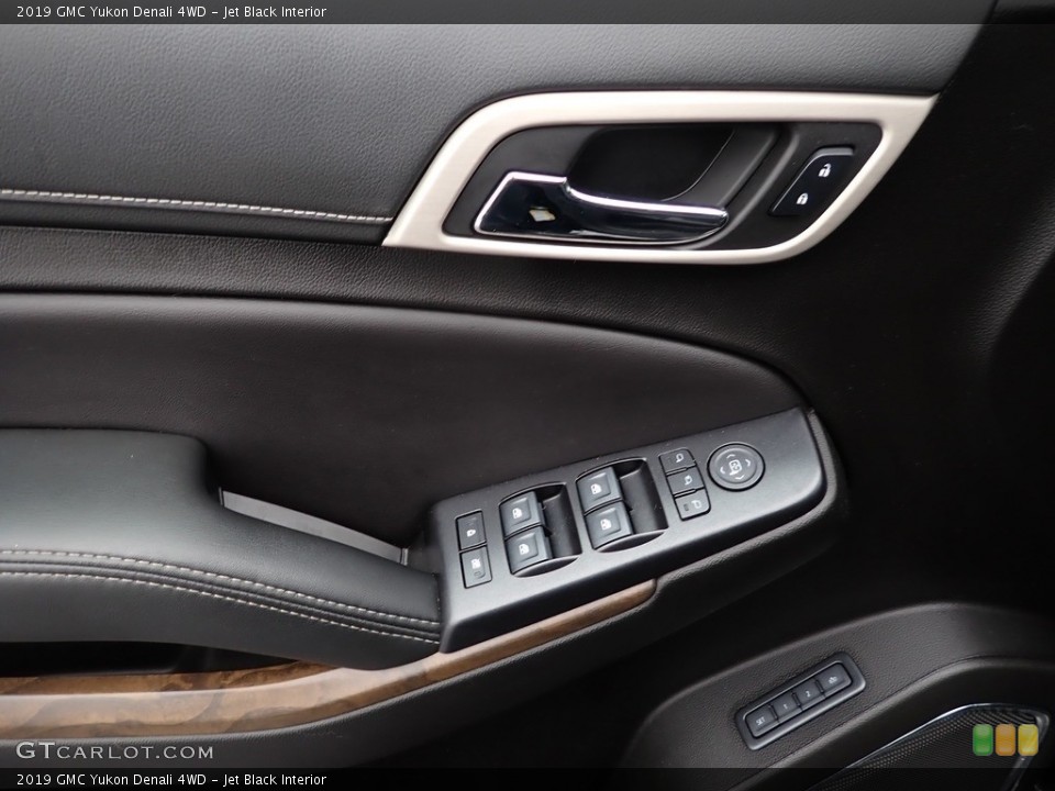 Jet Black Interior Door Panel for the 2019 GMC Yukon Denali 4WD #145104348