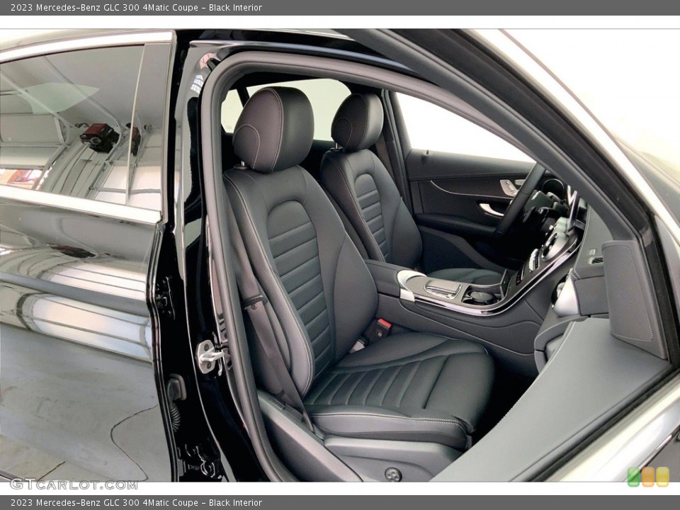 Black Interior Photo for the 2023 Mercedes-Benz GLC 300 4Matic Coupe #145109593