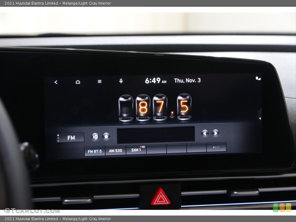Melange/Light Gray Interior Controls for the 2021 Hyundai Elantra Limited #145120920