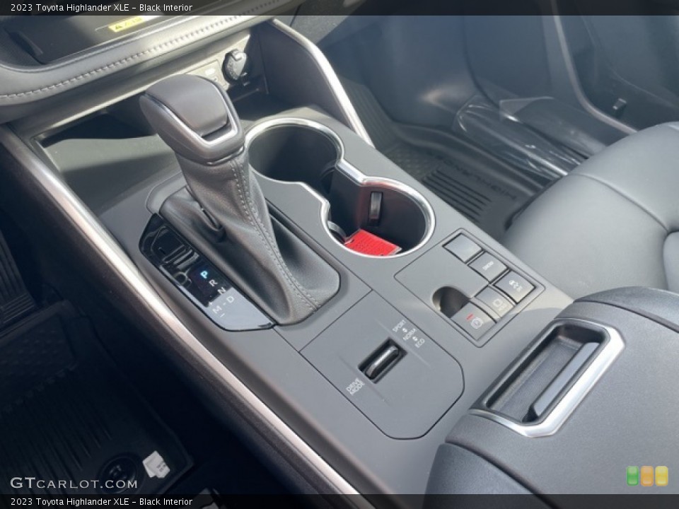Black Interior Transmission for the 2023 Toyota Highlander XLE #145133930