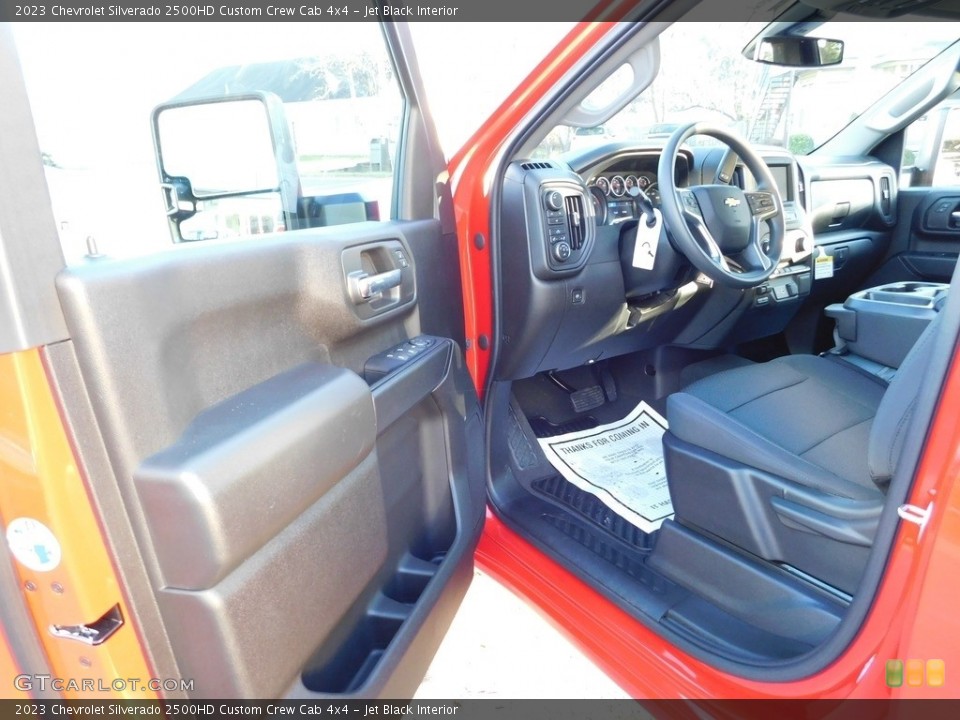 Jet Black Interior Photo for the 2023 Chevrolet Silverado 2500HD Custom Crew Cab 4x4 #145161553