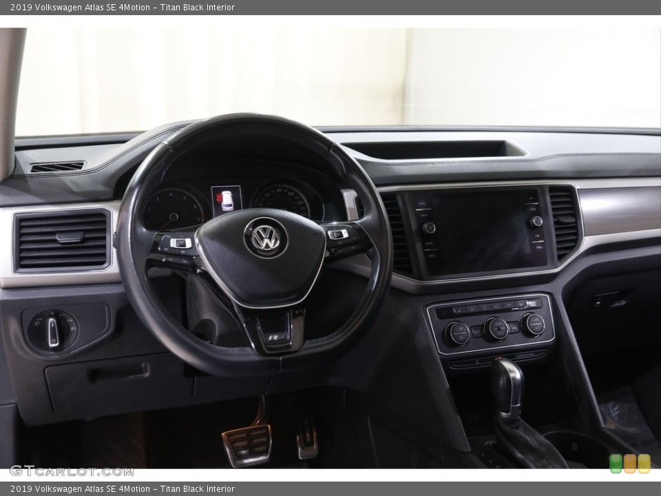 Titan Black Interior Dashboard for the 2019 Volkswagen Atlas SE 4Motion #145164880