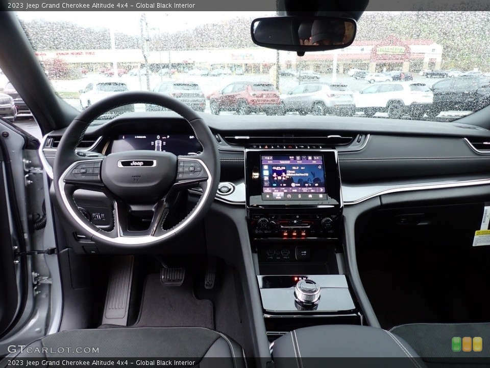 Global Black Interior Dashboard for the 2023 Jeep Grand Cherokee Altitude 4x4 #145165574