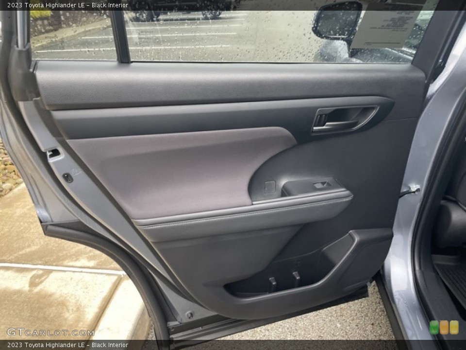 Black Interior Door Panel for the 2023 Toyota Highlander LE #145185084