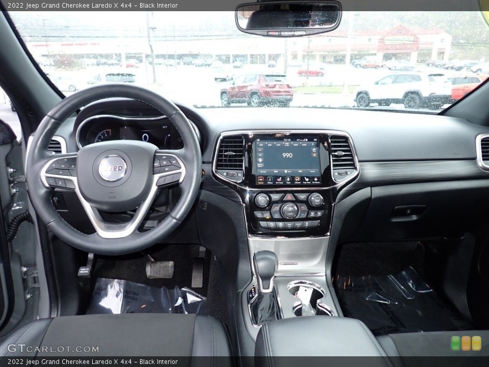 Black Interior Front Seat for the 2022 Jeep Grand Cherokee Laredo X 4x4 #145197034