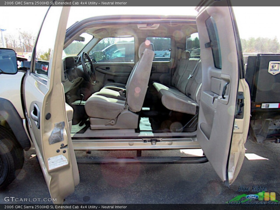 Neutral Interior Front Seat for the 2006 GMC Sierra 2500HD SL Extended Cab 4x4 Utility #145203301