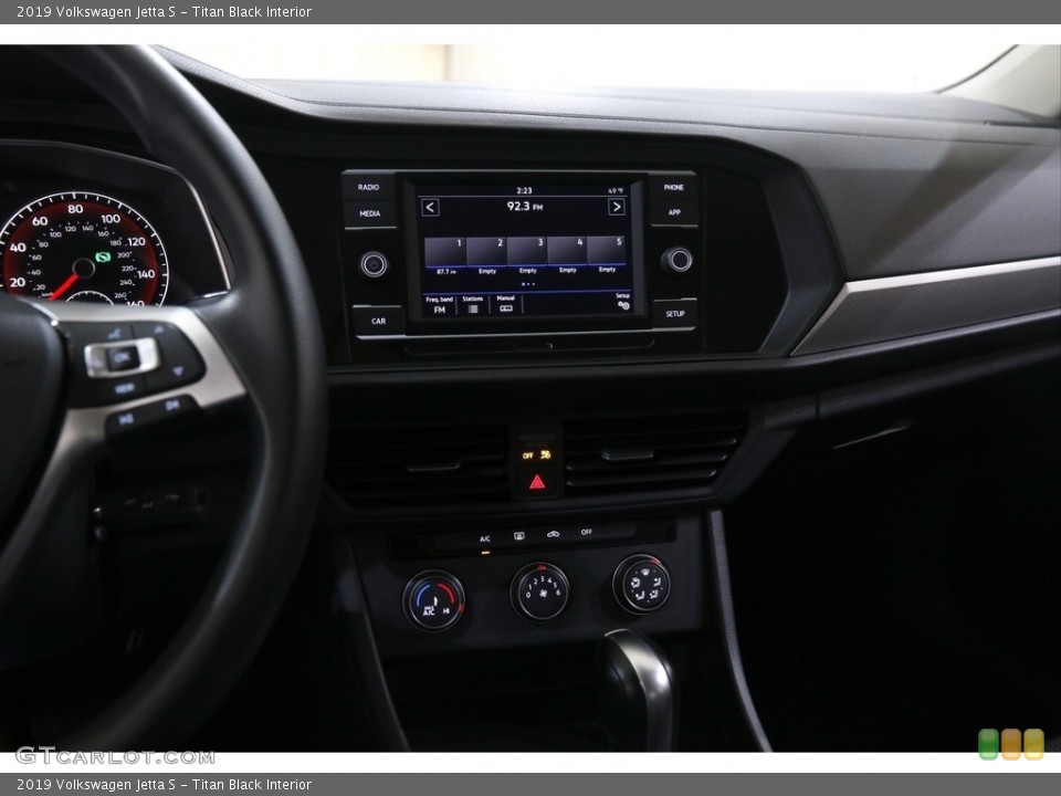 Titan Black Interior Controls for the 2019 Volkswagen Jetta S #145204649