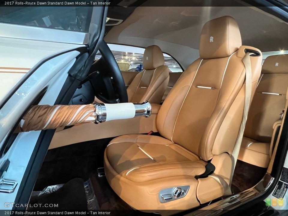 Tan Interior Photo for the 2017 Rolls-Royce Dawn  #145213487