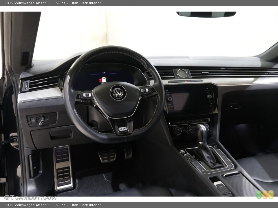 Titan Black Interior Dashboard for the 2019 Volkswagen Arteon SEL R-Line #145222356