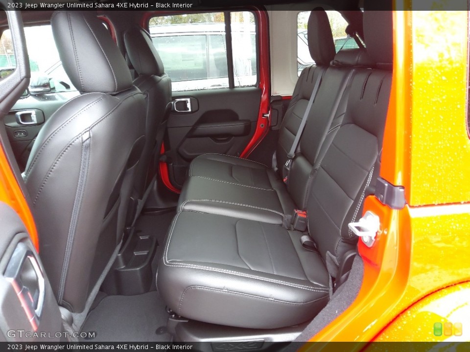Black Interior Rear Seat for the 2023 Jeep Wrangler Unlimited Sahara 4XE Hybrid #145222770