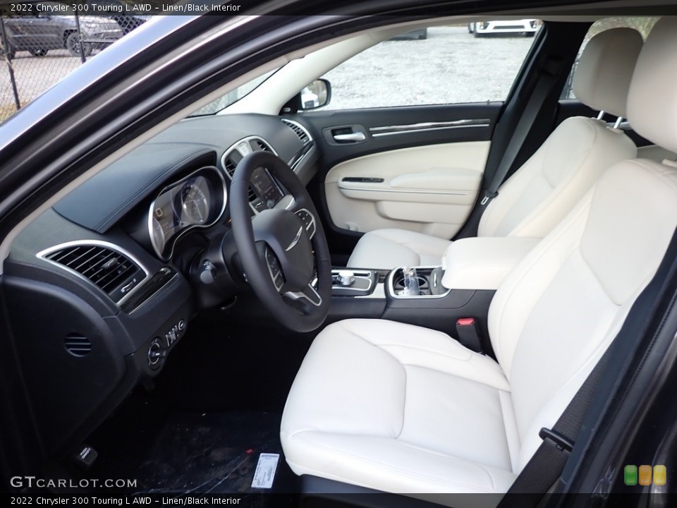 Linen/Black Interior Photo for the 2022 Chrysler 300 Touring L AWD #145224041