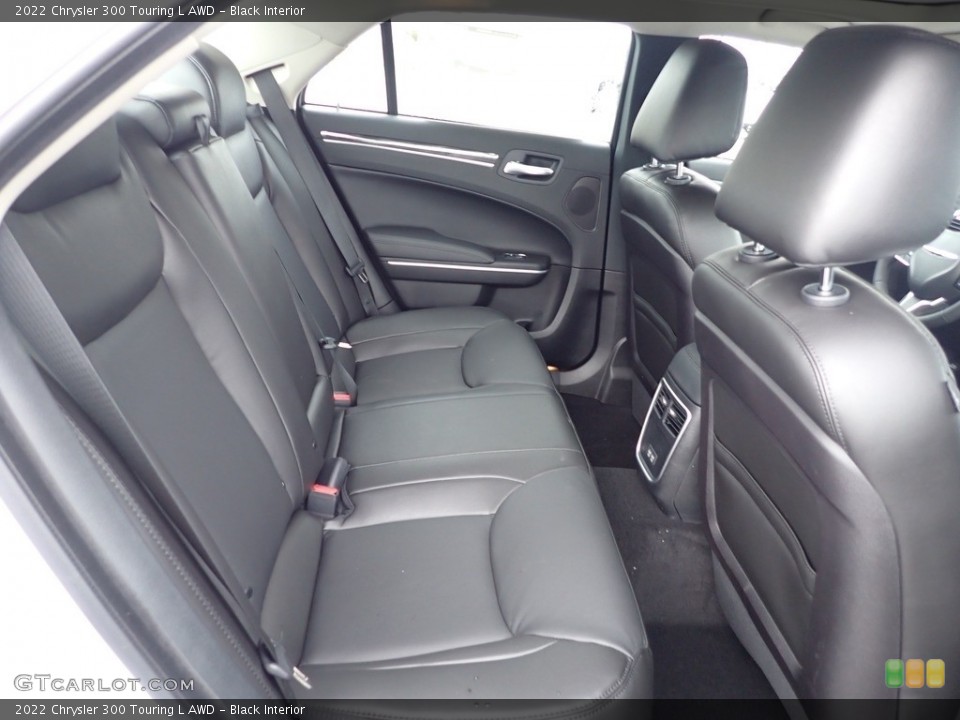 Black Interior Rear Seat for the 2022 Chrysler 300 Touring L AWD #145232558