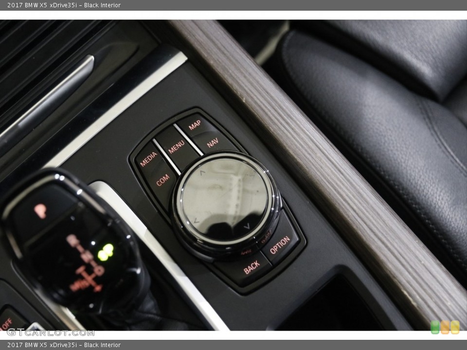 Black Interior Controls for the 2017 BMW X5 xDrive35i #145236850