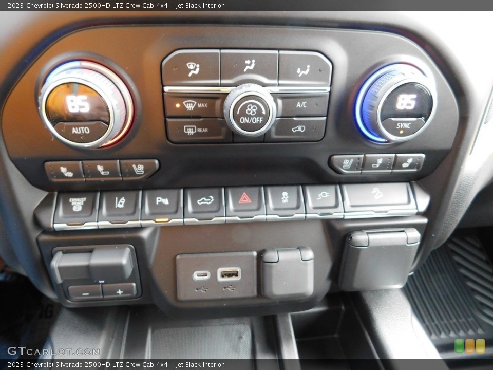 Jet Black Interior Controls for the 2023 Chevrolet Silverado 2500HD LTZ Crew Cab 4x4 #145241738