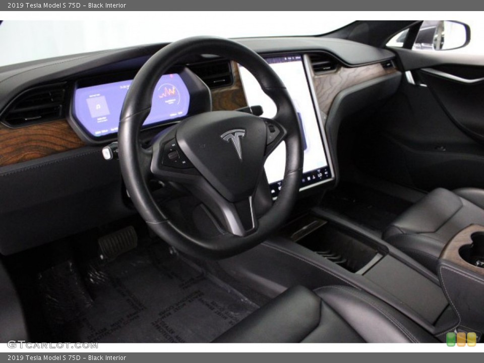 Black Interior Front Seat for the 2019 Tesla Model S 75D #145251810