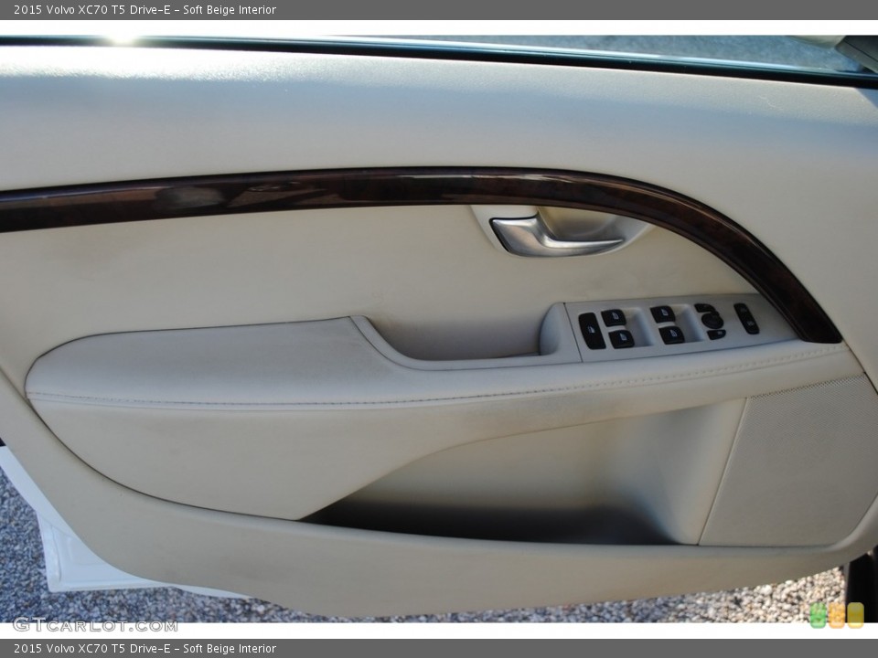 Soft Beige Interior Door Panel for the 2015 Volvo XC70 T5 Drive-E #145257081