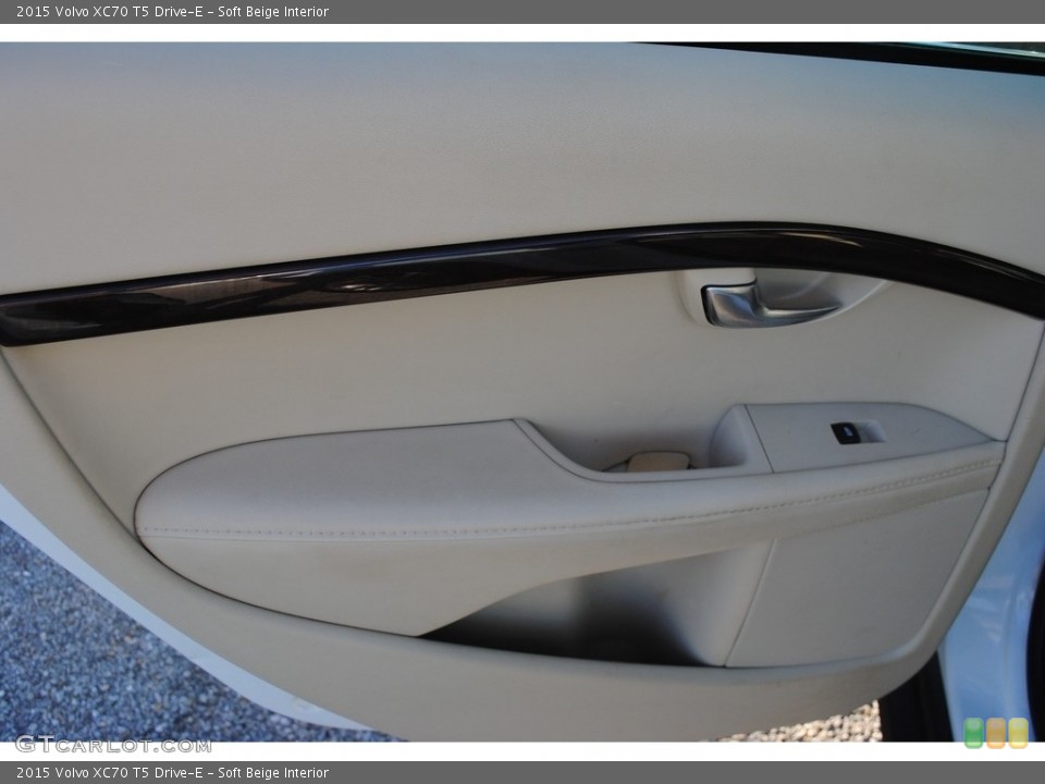 Soft Beige Interior Door Panel for the 2015 Volvo XC70 T5 Drive-E #145257168