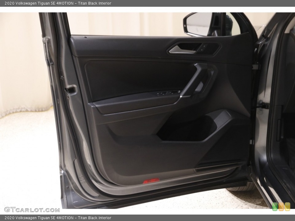 Titan Black Interior Door Panel for the 2020 Volkswagen Tiguan SE 4MOTION #145261628