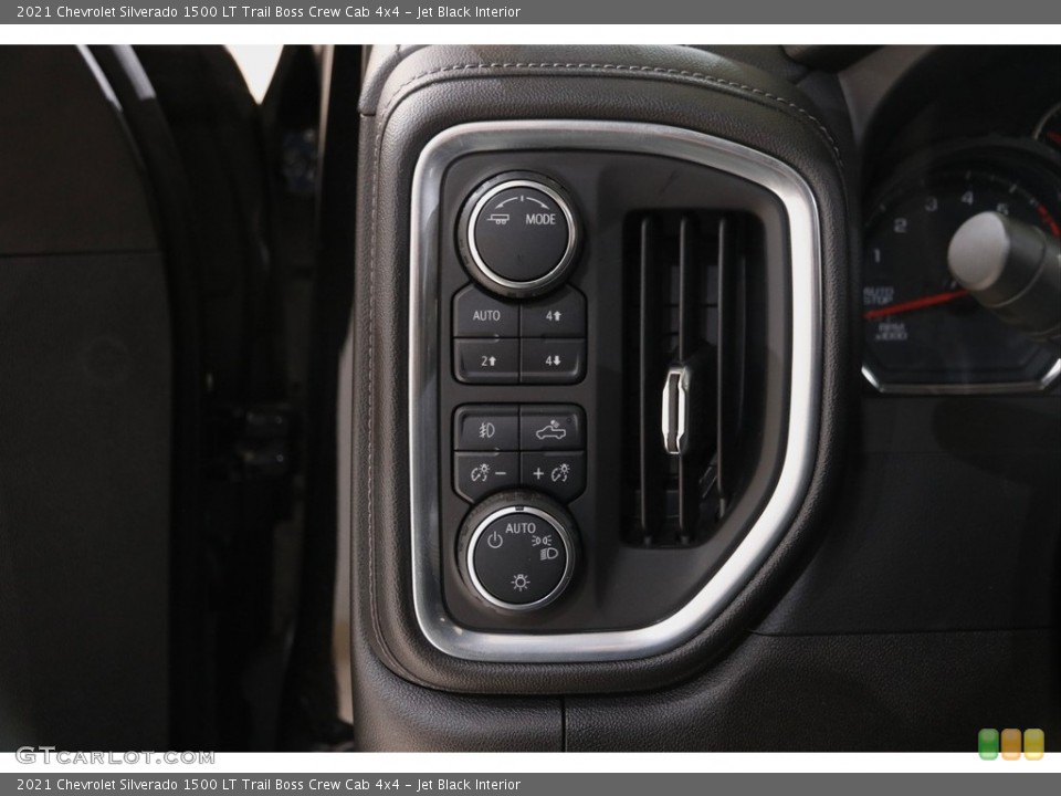 Jet Black Interior Controls for the 2021 Chevrolet Silverado 1500 LT Trail Boss Crew Cab 4x4 #145261640