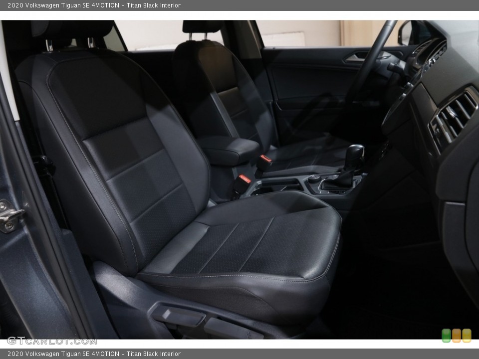 Titan Black Interior Front Seat for the 2020 Volkswagen Tiguan SE 4MOTION #145261802