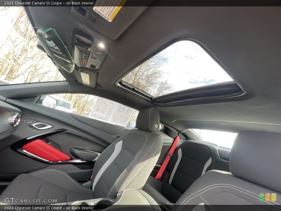 Jet Black Interior Sunroof for the 2022 Chevrolet Camaro SS Coupe #145266730