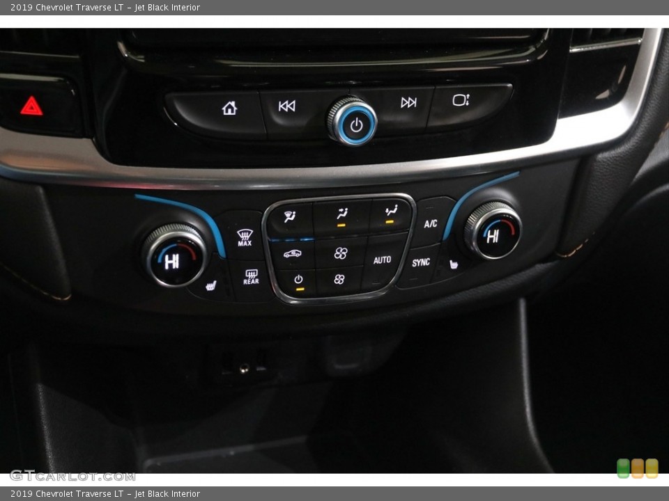 Jet Black Interior Controls for the 2019 Chevrolet Traverse LT #145273838