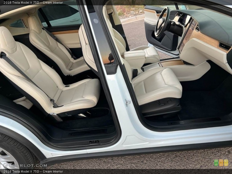 Cream Interior Rear Seat for the 2018 Tesla Model X 75D #145279508
