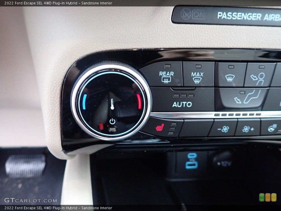 Sandstone Interior Controls for the 2022 Ford Escape SEL 4WD Plug-In Hybrid #145280606
