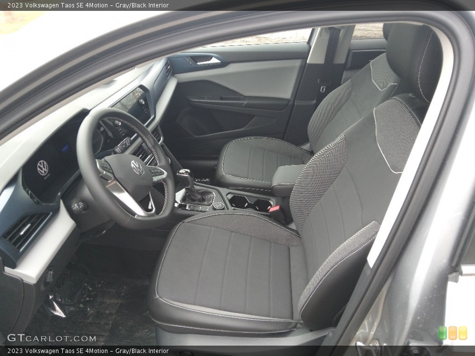 Gray/Black Interior Photo for the 2023 Volkswagen Taos SE 4Motion #145291952