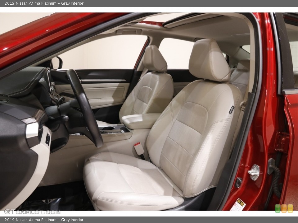 Gray Interior Photo for the 2019 Nissan Altima Platinum #145310187
