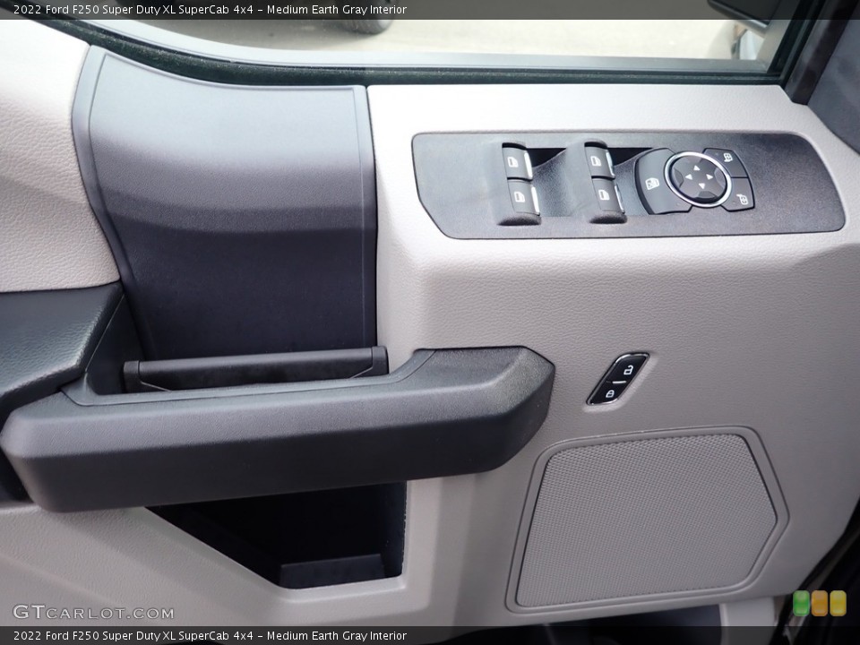 Medium Earth Gray Interior Door Panel for the 2022 Ford F250 Super Duty XL SuperCab 4x4 #145317612