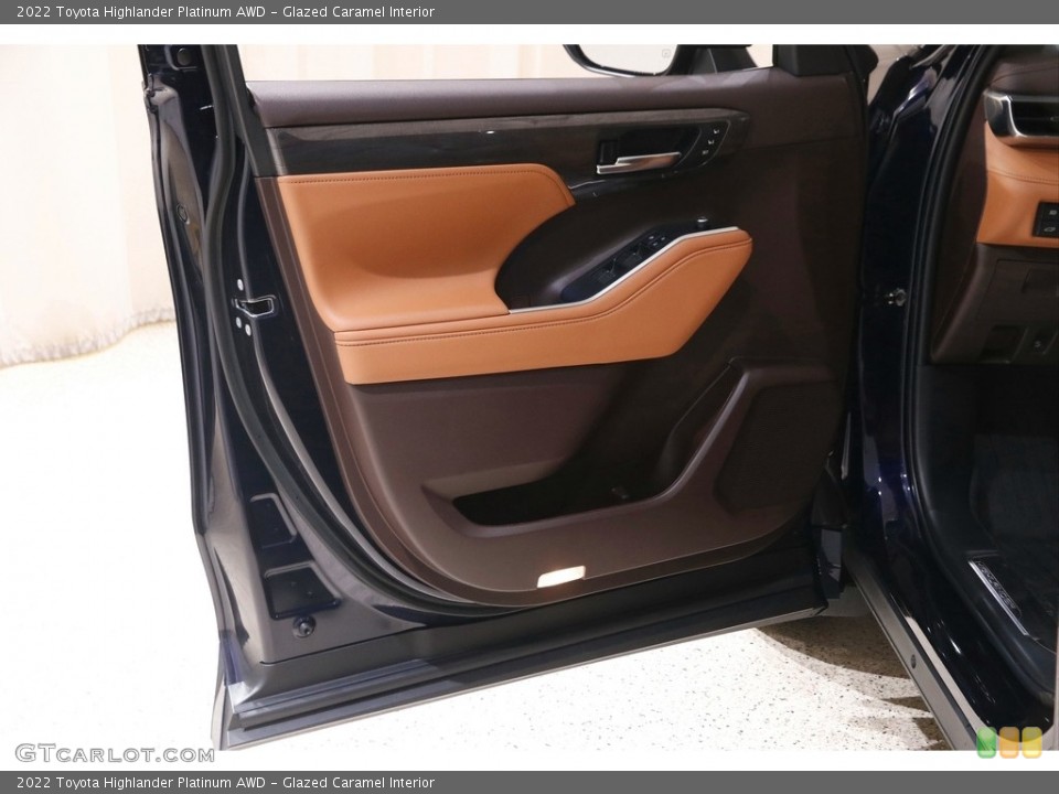 Glazed Caramel Interior Door Panel for the 2022 Toyota Highlander Platinum AWD #145318932