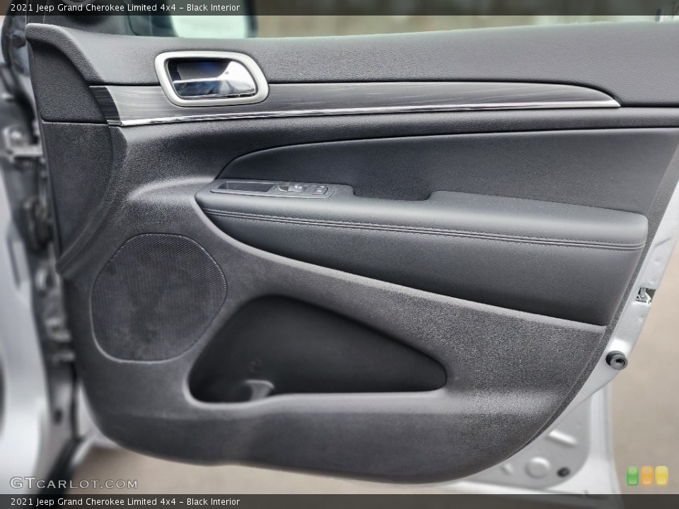 Black Interior Door Panel for the 2021 Jeep Grand Cherokee Limited 4x4 #145323442