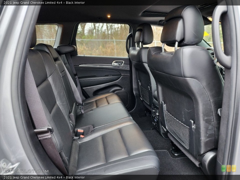 Black Interior Rear Seat for the 2021 Jeep Grand Cherokee Limited 4x4 #145323520