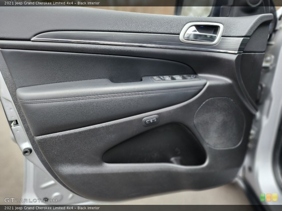 Black Interior Door Panel for the 2021 Jeep Grand Cherokee Limited 4x4 #145323613