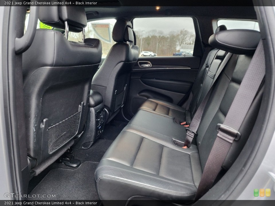 Black Interior Rear Seat for the 2021 Jeep Grand Cherokee Limited 4x4 #145323634