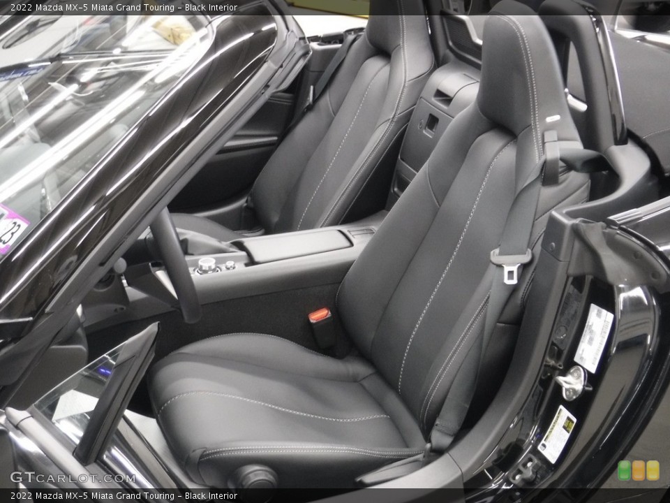 Black 2022 Mazda MX-5 Miata Interiors