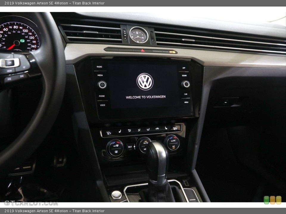Titan Black Interior Controls for the 2019 Volkswagen Arteon SE 4Motion #145328767