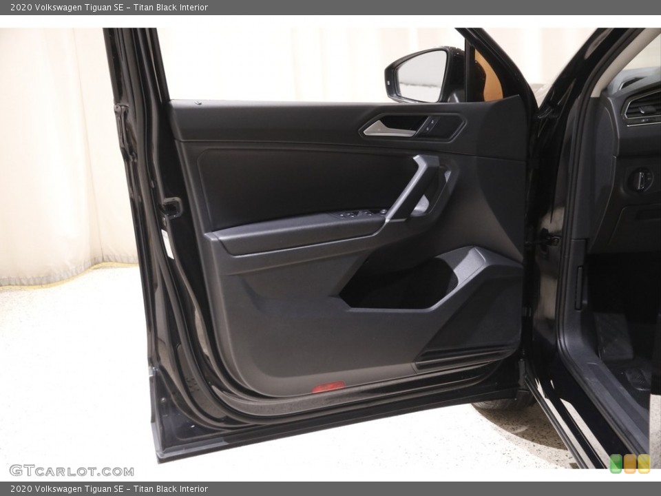 Titan Black Interior Door Panel for the 2020 Volkswagen Tiguan SE #145329115