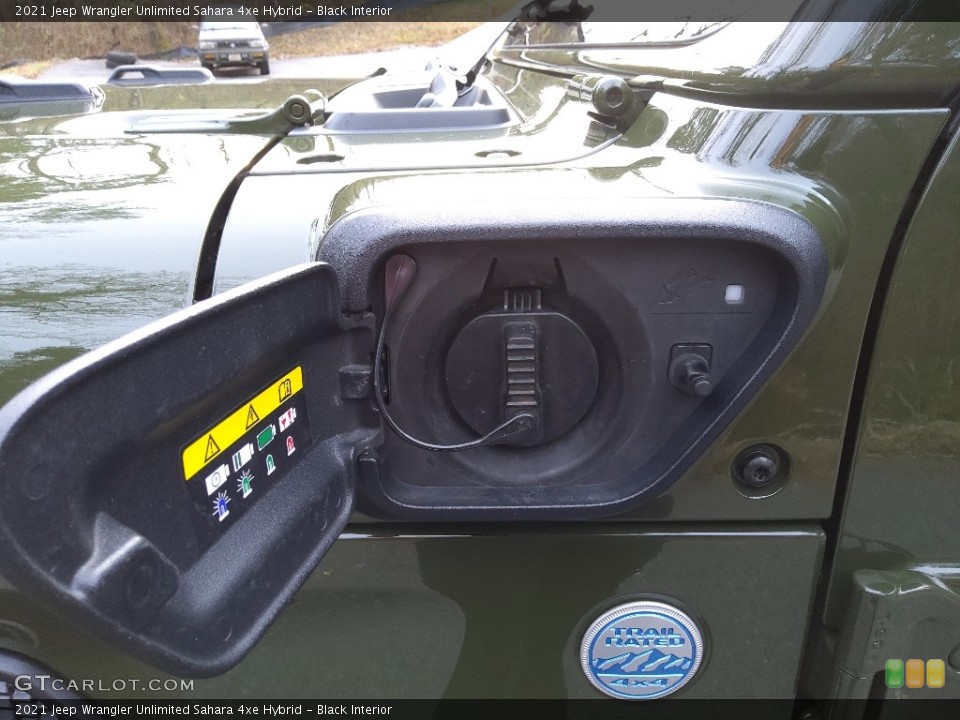 Black Interior Controls for the 2021 Jeep Wrangler Unlimited Sahara 4xe Hybrid #145339902