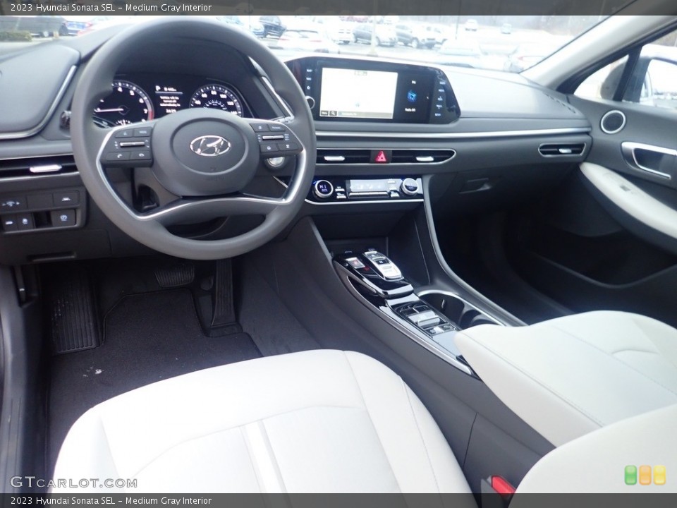 Medium Gray Interior Photo for the 2023 Hyundai Sonata SEL #145341096