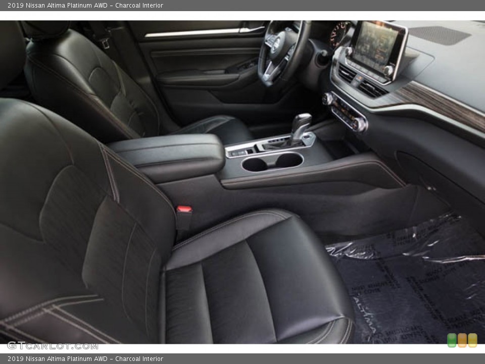 Charcoal Interior Front Seat for the 2019 Nissan Altima Platinum AWD #145345639