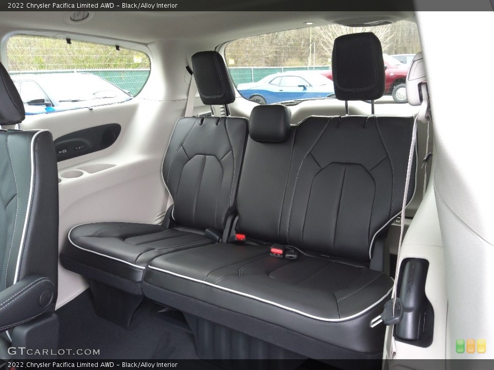 Black/Alloy Interior Rear Seat for the 2022 Chrysler Pacifica Limited AWD #145347922