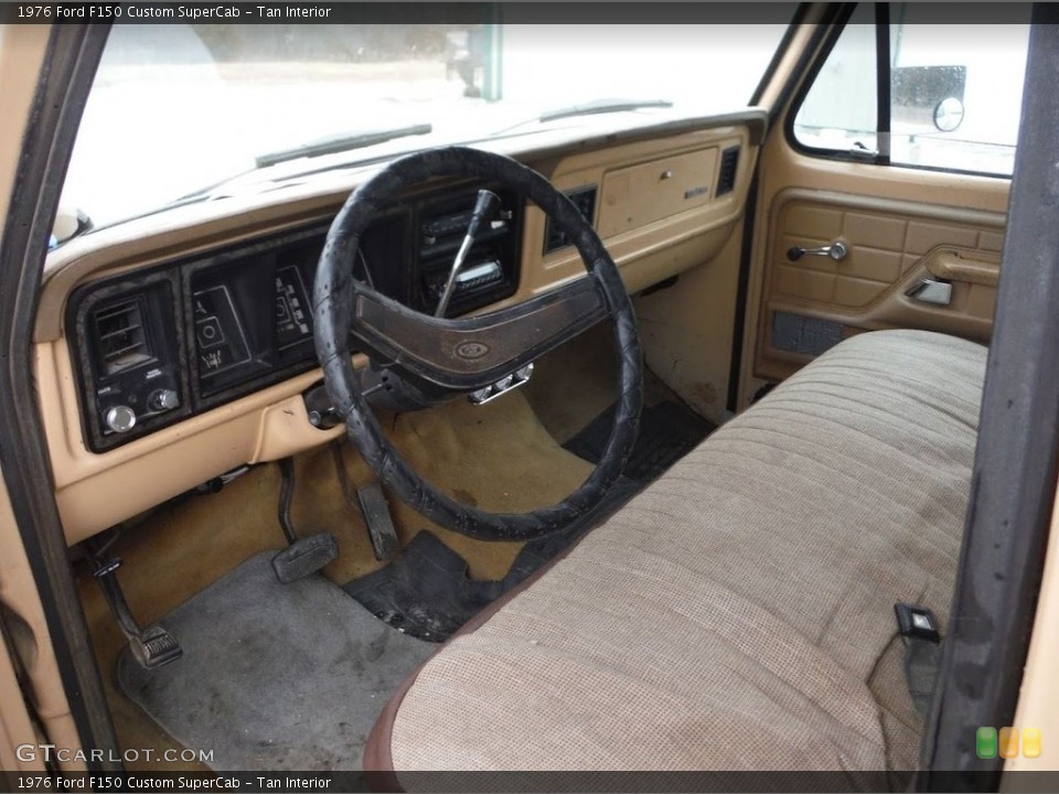 Tan Interior Photo for the 1976 Ford F150 Custom SuperCab #145351387