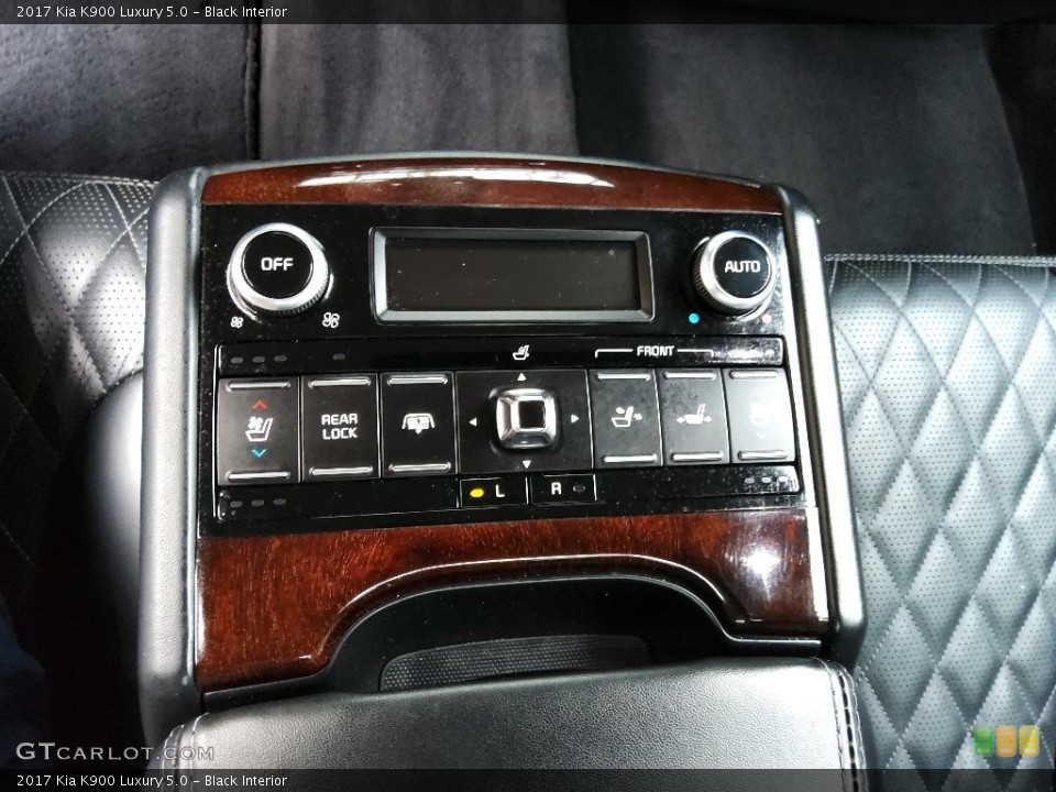 Black Interior Controls for the 2017 Kia K900 Luxury 5.0 #145355103