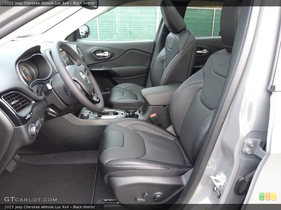 Black Interior Photo for the 2023 Jeep Cherokee Altitude Lux 4x4 #145357825