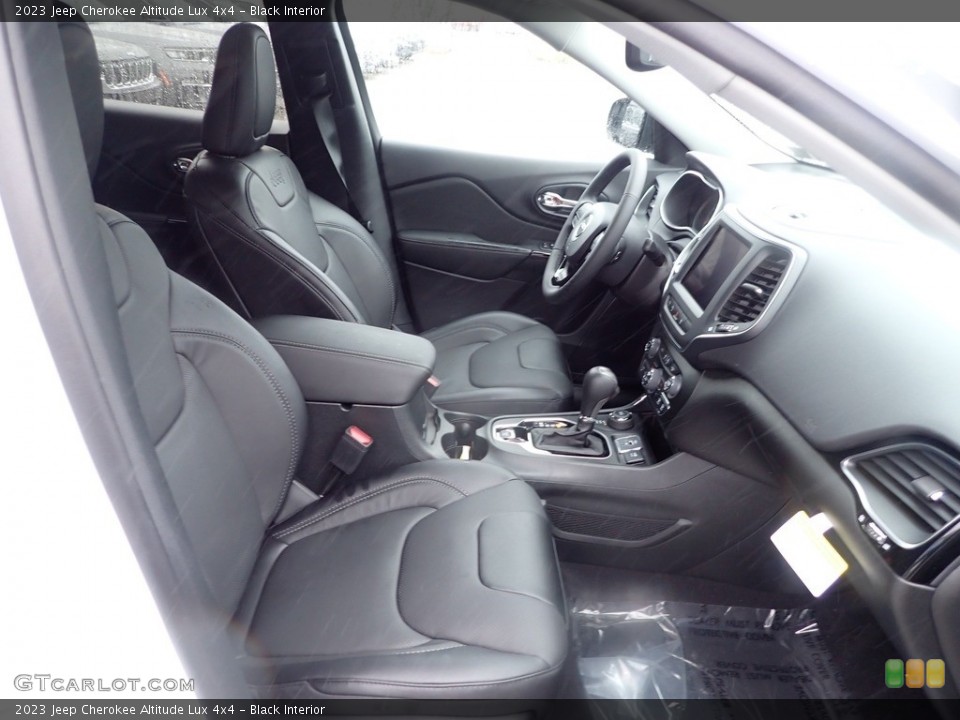 Black Interior Front Seat for the 2023 Jeep Cherokee Altitude Lux 4x4 #145361970