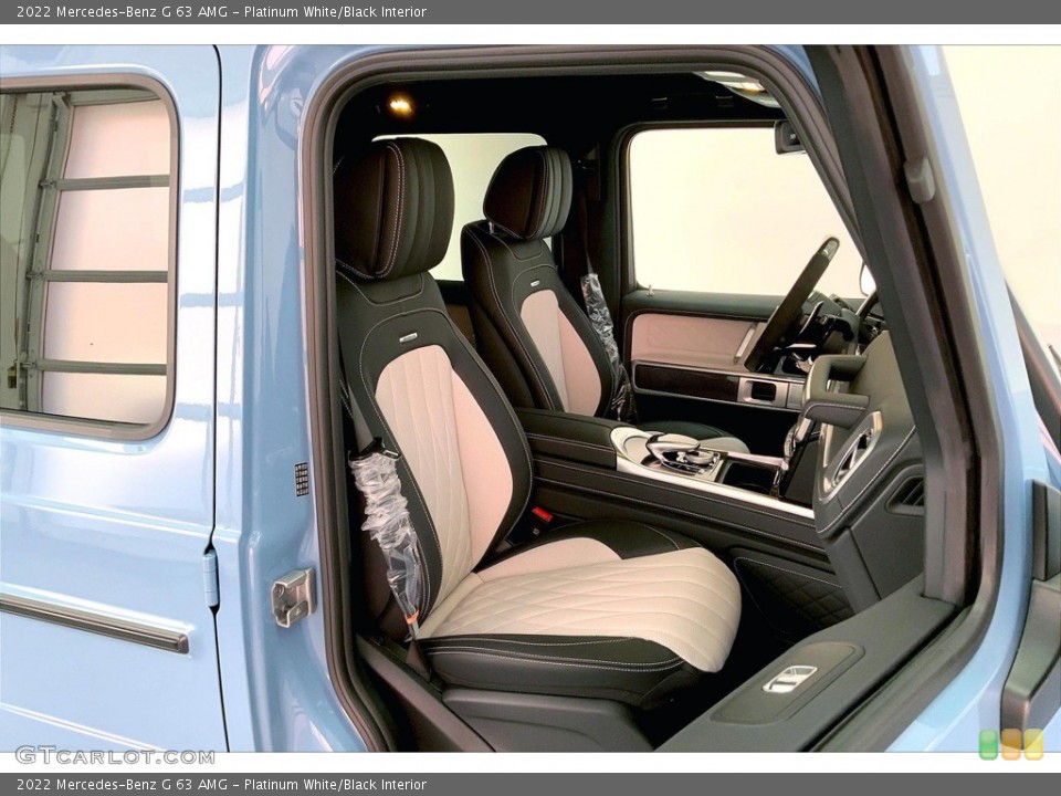Platinum White/Black Interior Photo for the 2022 Mercedes-Benz G 63 AMG #145363104