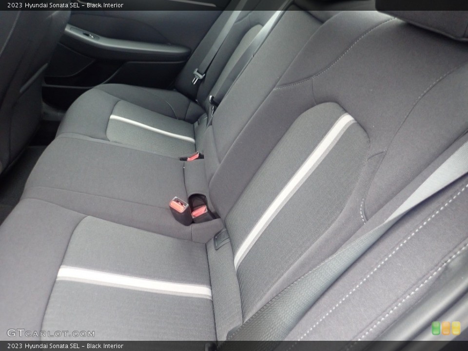 Black Interior Rear Seat for the 2023 Hyundai Sonata SEL #145371565