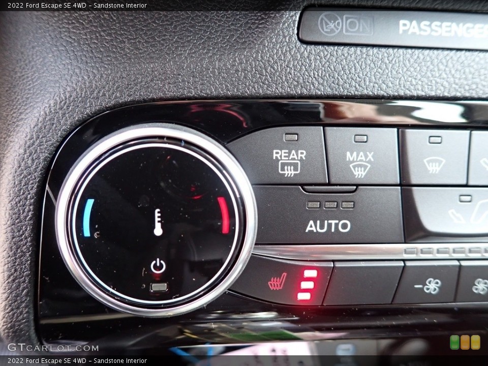 Sandstone Interior Controls for the 2022 Ford Escape SE 4WD #145390657